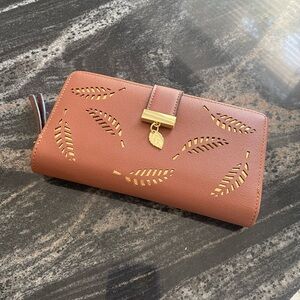 Brown Leaf Cutout Women's Wallet